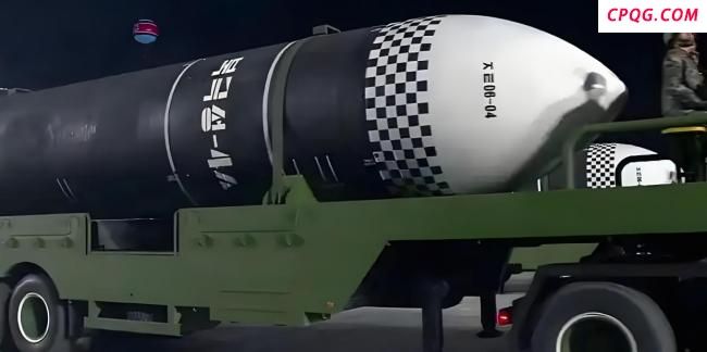 朝鲜“最具威力”核武器亮相