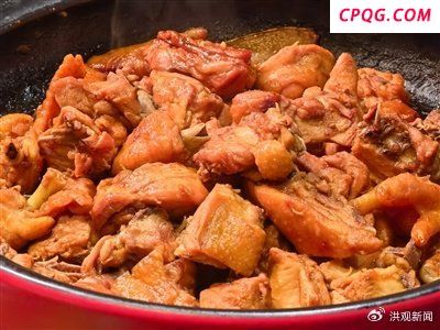 网红打卡过的“炒八掺”生意火爆 国庆辣味引爆南昌