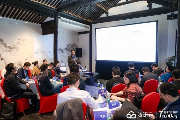 天润融通出席腾讯云研讨会，看AI Agent如何驱动人效革命